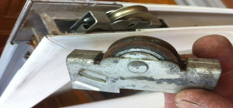 screen door roller repair in Temecula